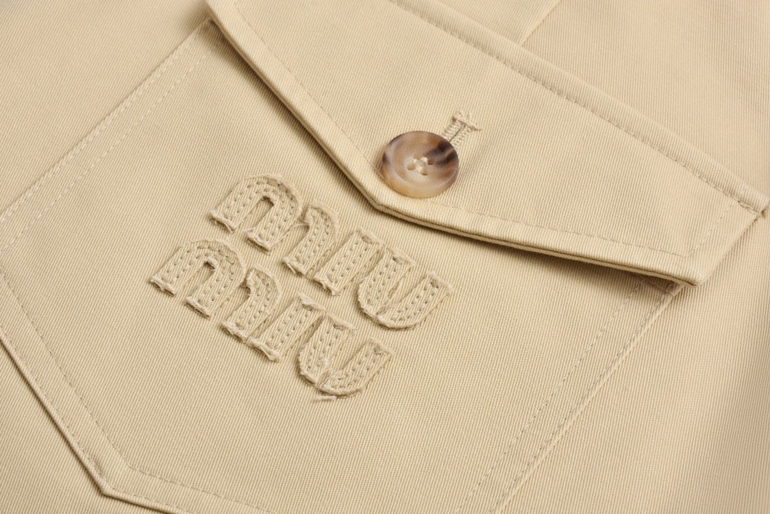 MIU MIU 纯色直筒工装裤 短裤 裤子 休闲裤 五分裤 卡其色