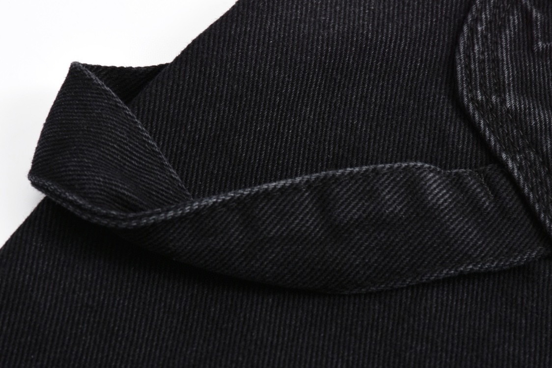 LOUIS VUITTON 压花浮雕 牛仔短裤 牛仔裤 短裤 五分裤 黑色