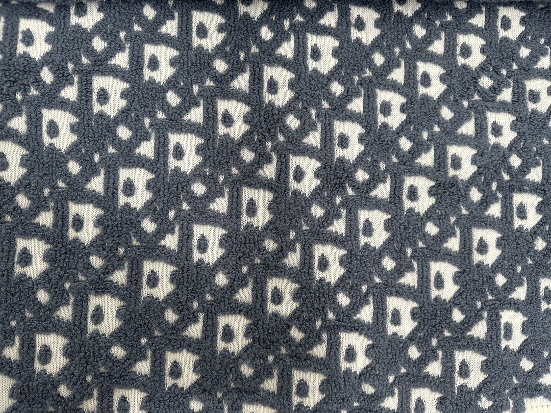 DIOR 迪奥 提花字母logo拉链设计毛衣 长袖 白色 493M635AT847-C085