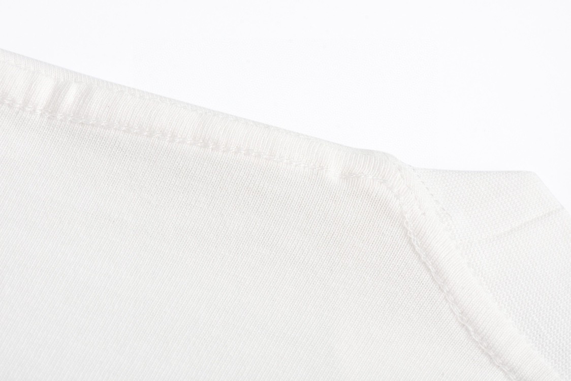 Balenciaga 巴黎世家 曼联做旧裂纹字母logo印花短袖 T恤 夏季 白色 787349TRVM59012