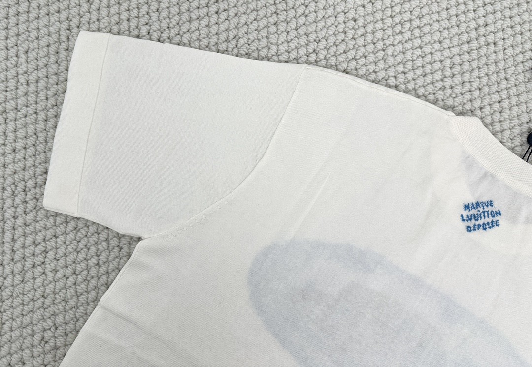 LOUIS VUITTON 路易威登 毛织风景字母logo印花圆领短袖 T恤 白色 1AFXK4