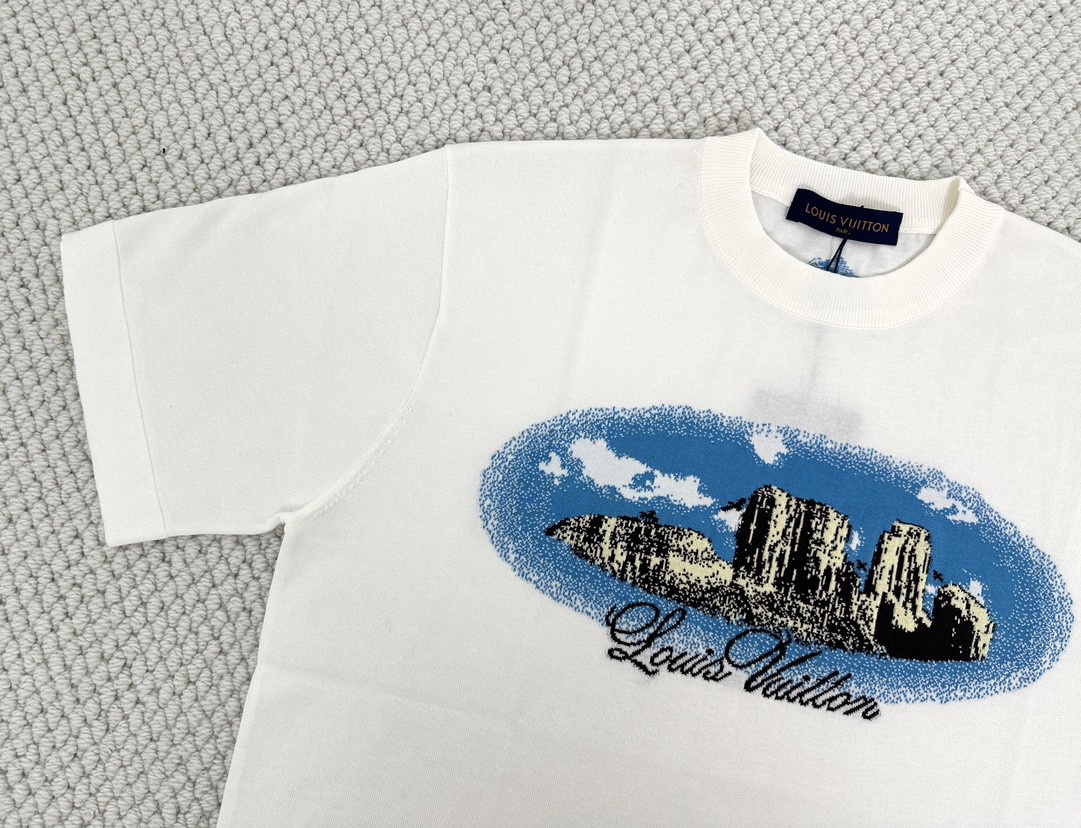 LOUIS VUITTON 路易威登 毛织风景字母logo印花圆领短袖 T恤 白色 1AFXK4