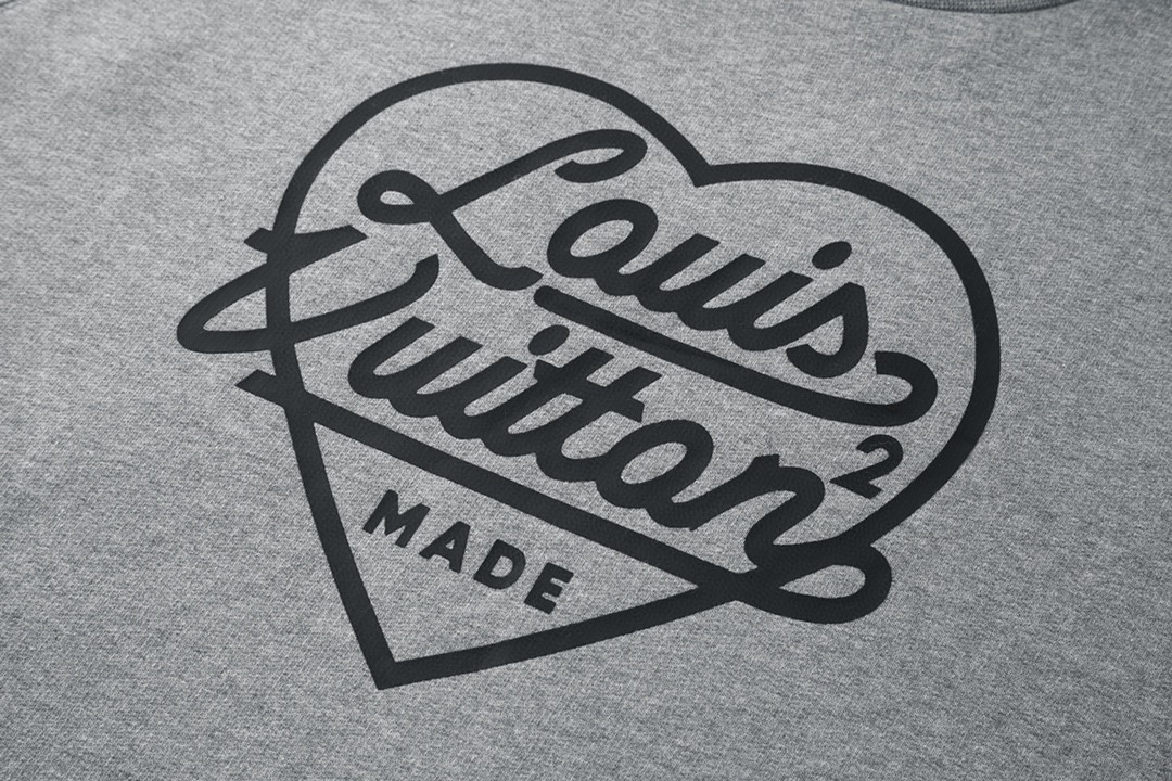 LOUIS VUITTON 路易威登 NIGO2 联名款 爱心Logo字母印花卫衣 套头 长袖 灰色 1A9GLT