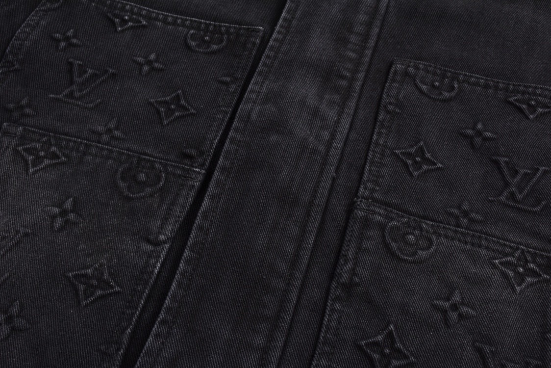 LOUIS VUITTON 路易威登 浮雕压花翻领牛仔外套 牛仔衣 上衣 夹克 外套 黑色 1AFVA6