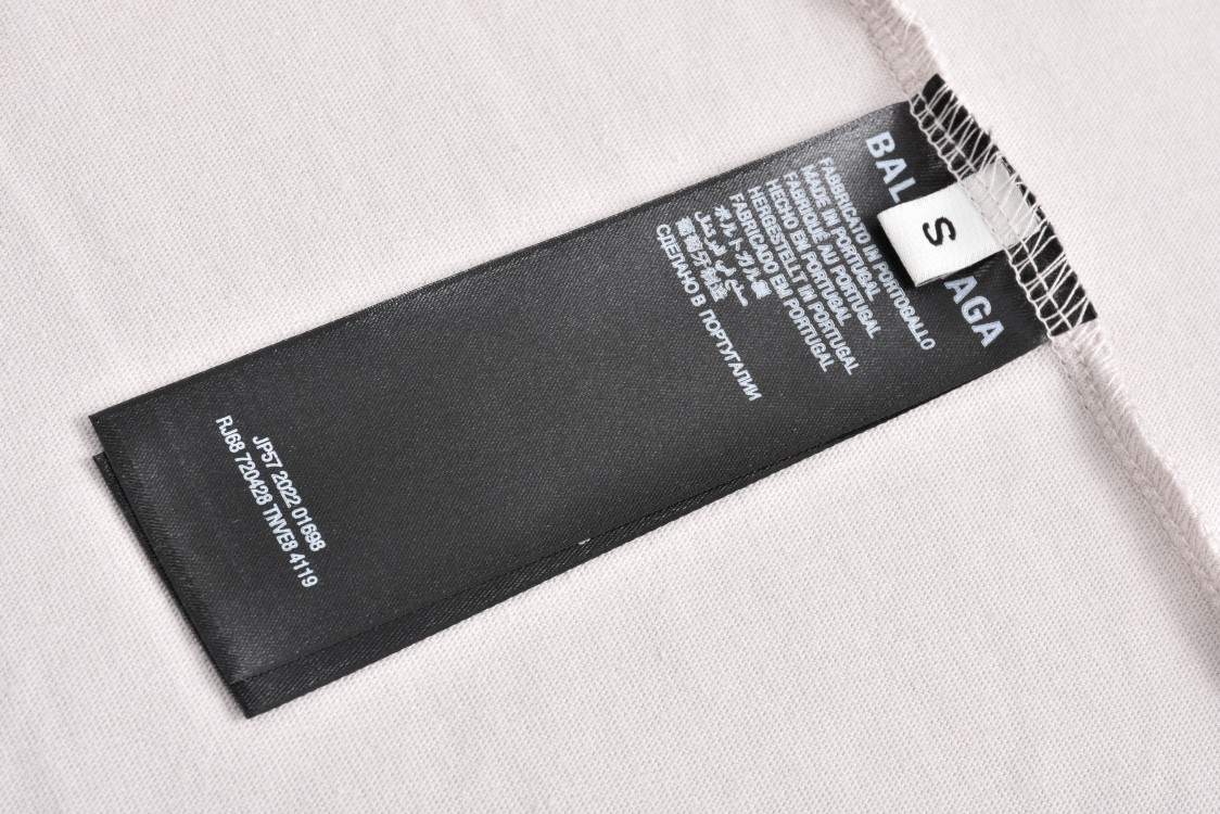 Balenciaga 巴黎世家 做旧模糊字母logo印花短袖 T恤 夏季 白色 787349TRVN19016