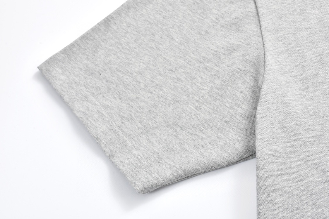 Balenciaga 巴黎世家 连帽假两件字母logo刺绣短袖 T恤 夏季 灰色