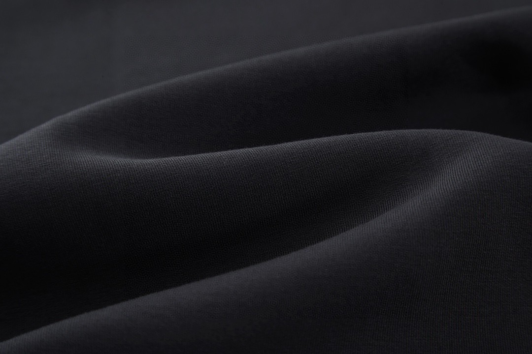 PRADA 普拉达 纯色拼接尼龙大口袋 休闲裤 裤子 长裤 黑色 