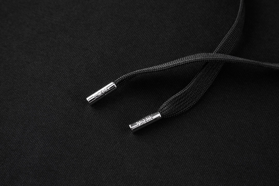 PRADA 普拉达 纯色小字母连帽卫衣 长袖 黑色