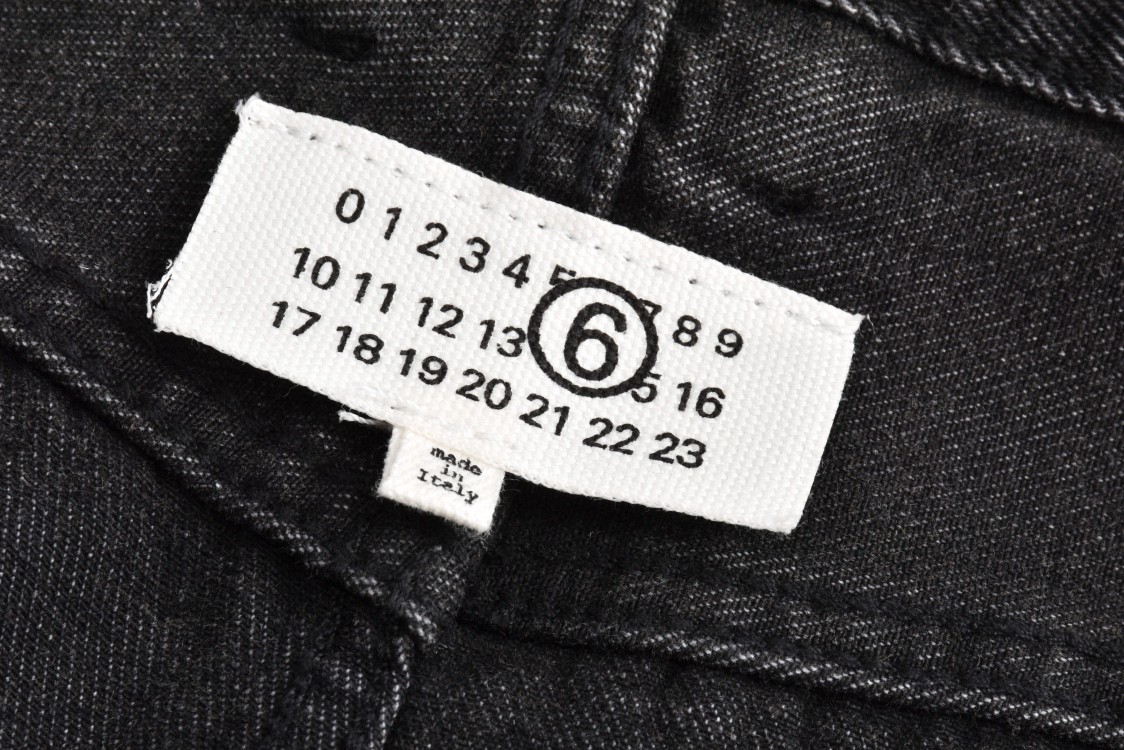  Maison Margiela 马吉拉 弯刀牛仔裤 长裤 裤子 深灰色 JVM1699951651366