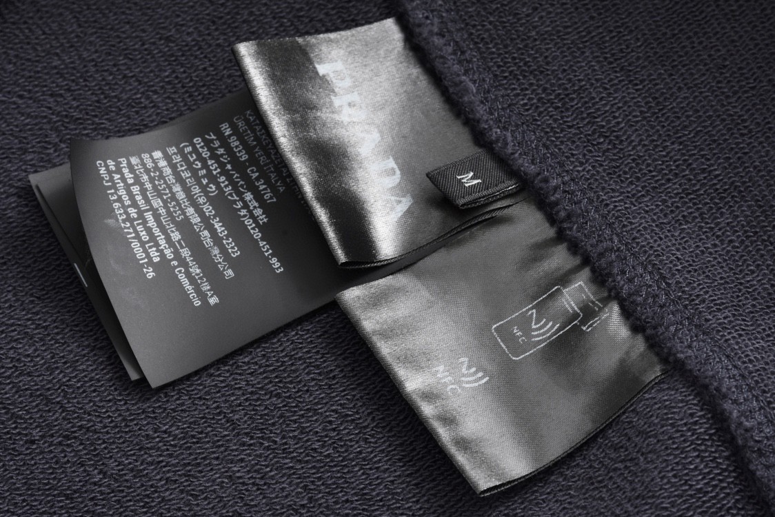 PRADA 普拉达 水洗渐变字母logo印花卫衣 圆领 长袖 蓝色 UJL69B-15CA-F0008-S-OOO