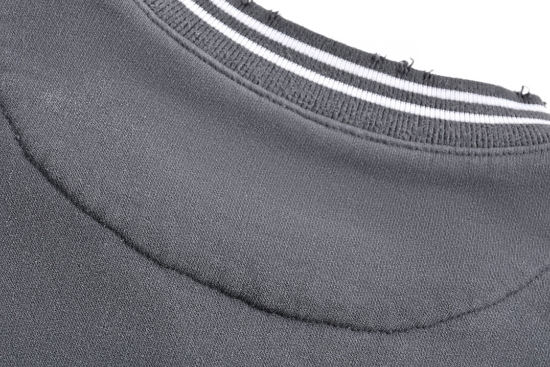 PRADA 普拉达 水洗渐变字母logo印花卫衣 圆领 长袖 蓝色 UJL69B-15CA-F0008-S-OOO