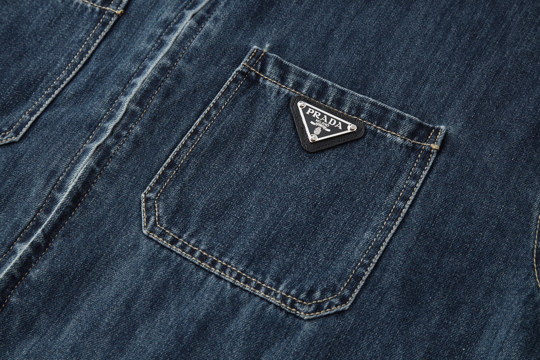 PRADA 普拉达 纯色logo徽标拉链工装牛仔外套 长袖 夹克 蓝色 GEB255-14PW-F0008-SOOO