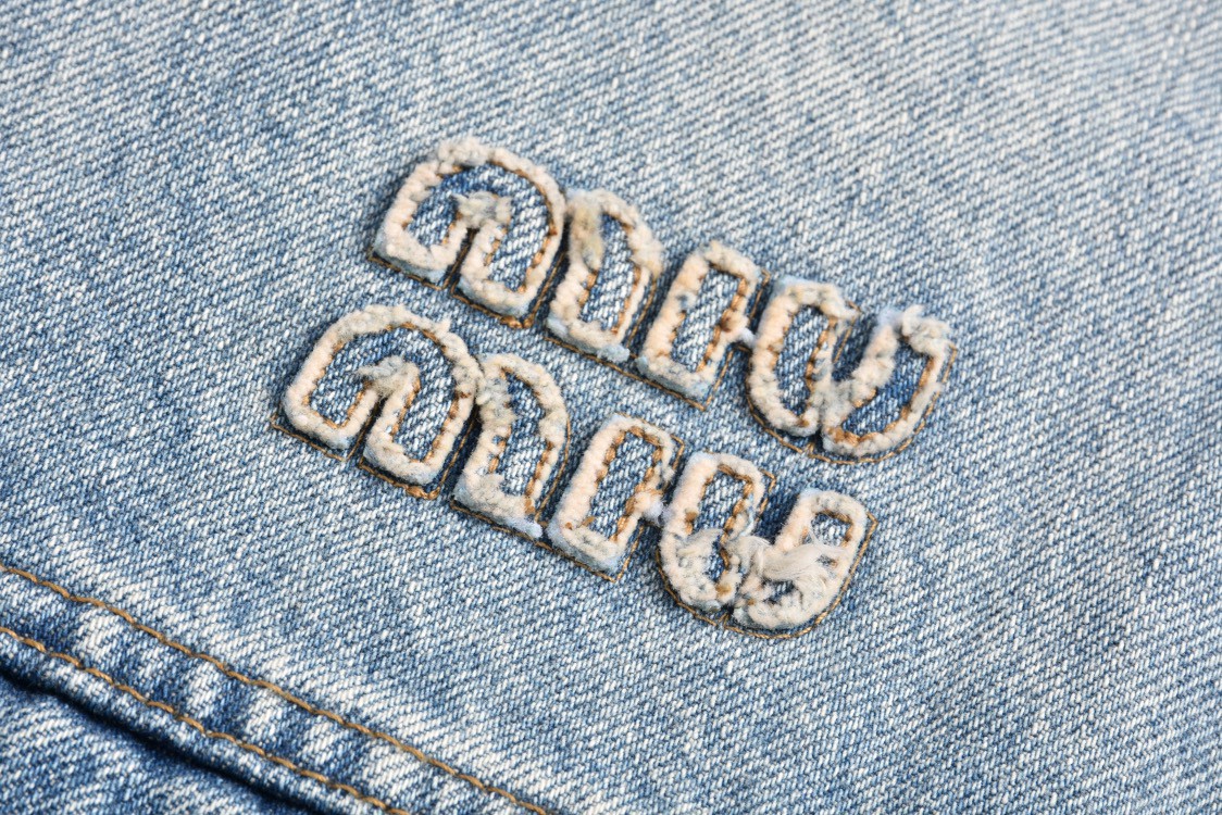 MIU MIU 缪缪 字母刺绣徽标牛仔外套 夹克 长袖 蓝色 GWB195-1373-F0076-S-OOO