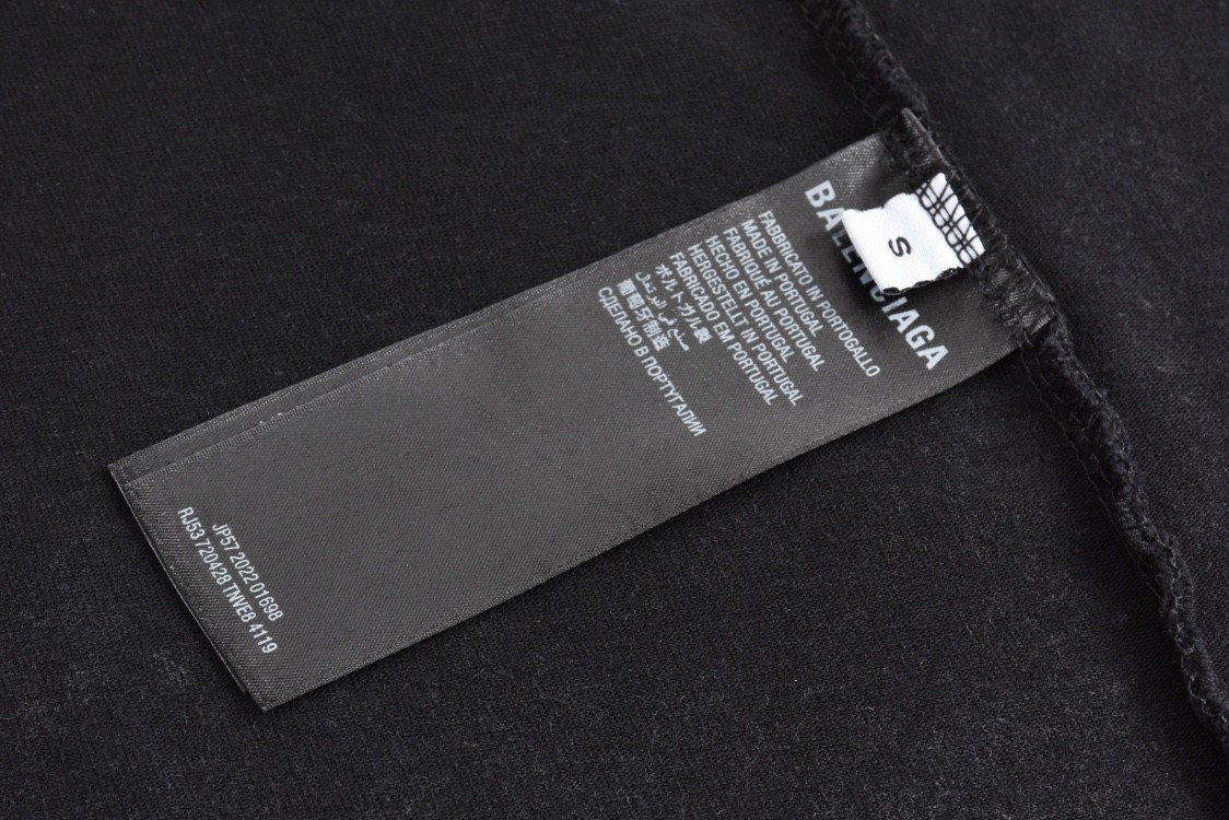 Balenciaga 巴黎世家 做旧破洞人像乐队印花短袖 T恤 夏季 黑色