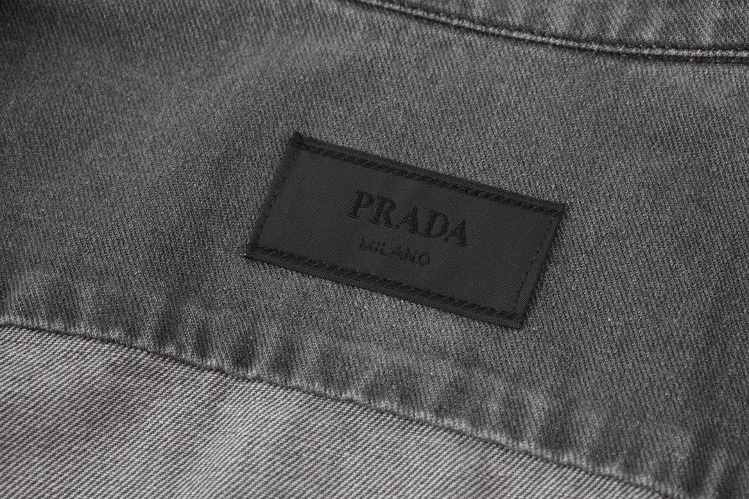 PRADA 普拉达 做旧logo徽标 拉链牛仔衬衫 外套 长袖 水洗灰 GEC086-13B4-F01AY-S-232