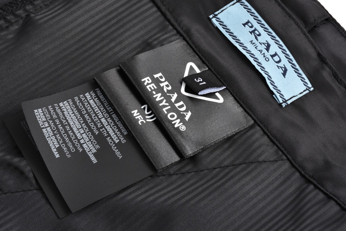 PRADA 普拉达 多口袋尼龙工装裤 休闲裤 裤子 长裤 黑色 