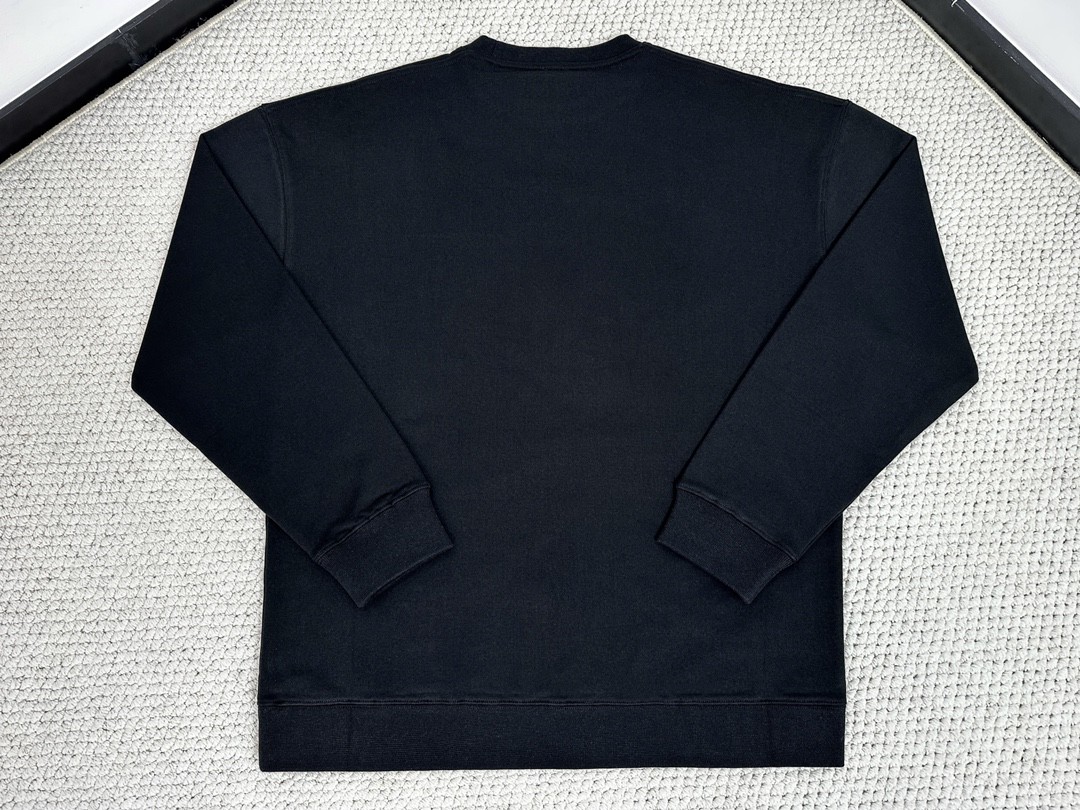 Loewe 罗意威 彩色字母Logo刺绣图案卫衣 圆领 长袖 秋冬 黑色 H526Y24X45-1489