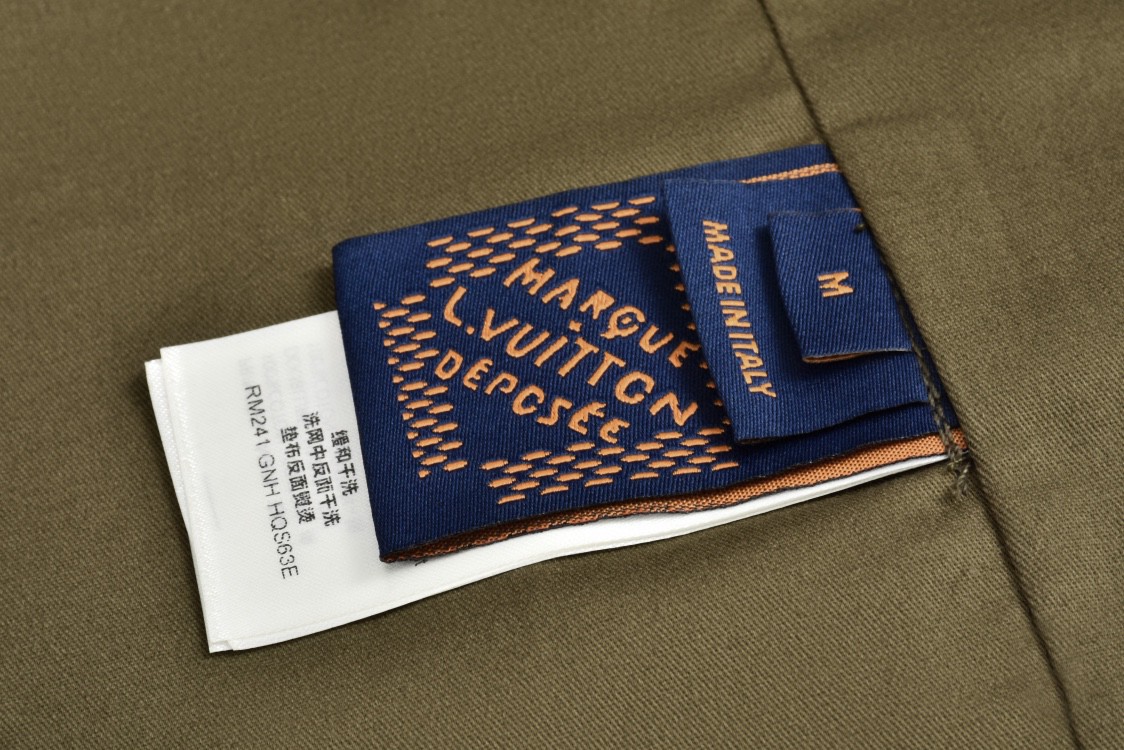 LOUIS VUITTON 路易威登 菲董系列 铆钉多口袋工装外套 夹克 长袖 秋冬款 棕绿色 1AFQBK