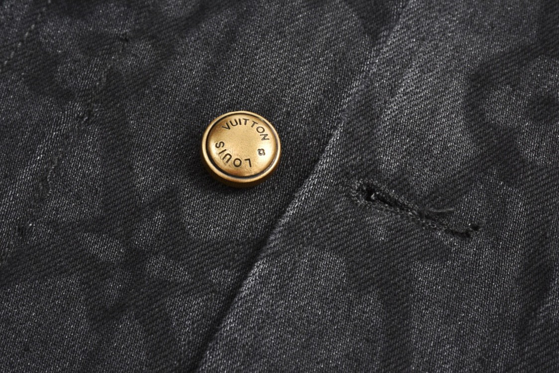 LOUIS VUITTON 路易威登 水网花卉logo拉链纽扣连帽牛仔外套 夹克 长袖 秋冬款 黑灰色 1AFQBK