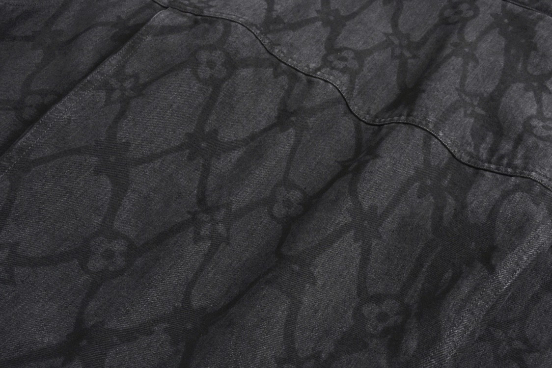 LOUIS VUITTON 路易威登 水网花卉logo拉链纽扣连帽牛仔外套 夹克 长袖 秋冬款 黑灰色 1AFQBK