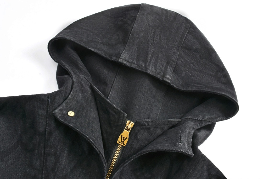 LOUIS VUITTON 路易威登 水网花卉logo拉链纽扣连帽牛仔外套 夹克 长袖 秋冬款 黑灰色 1AFQBK