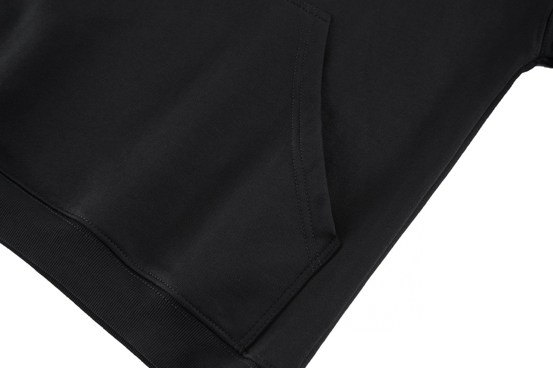 Balenciaga 巴黎世家 爱心wifi字母logo印花连帽卫衣 长袖 秋冬 黑色 739024TQVK31576