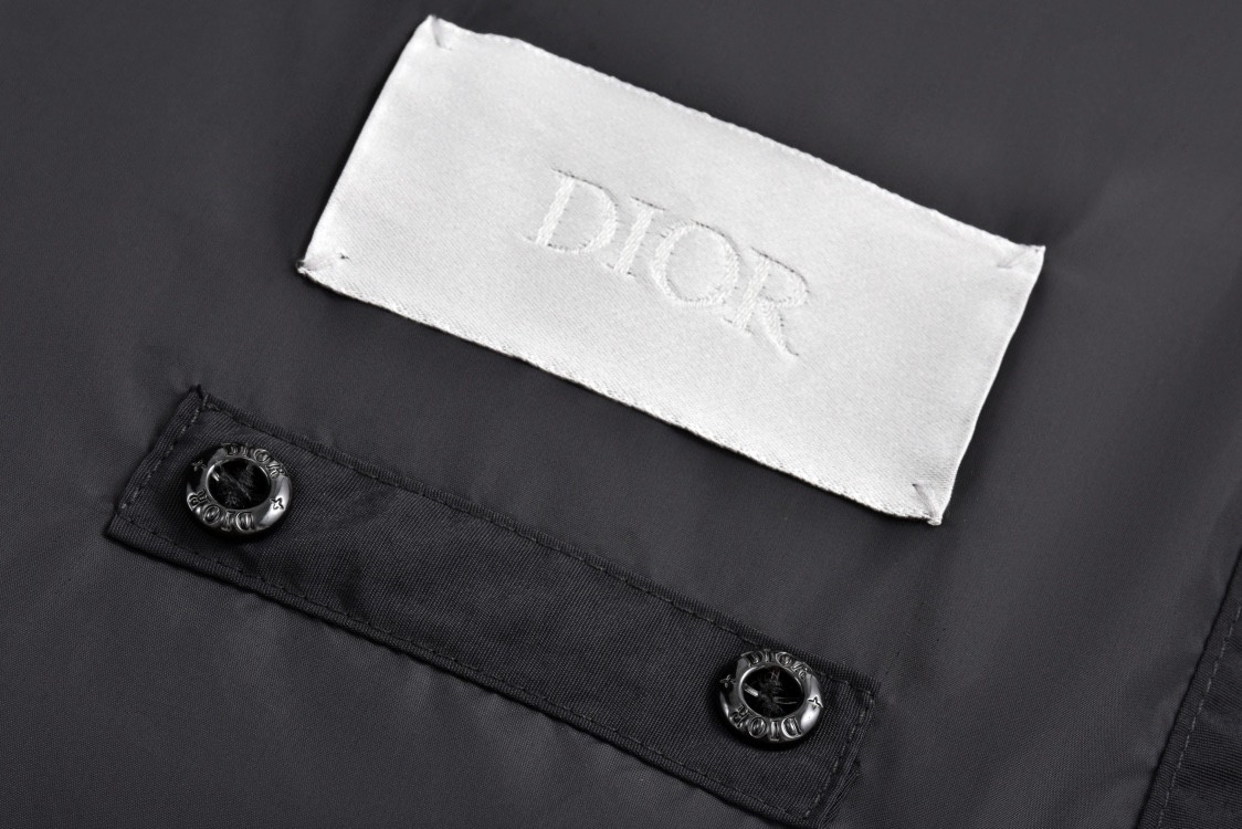 DIOR 迪奥 STONEISLAND 联名款 FW24 纯色字母Logo徽标飞行员夹克 棉服 外套 长袖 黑色 493C401A6263-C989