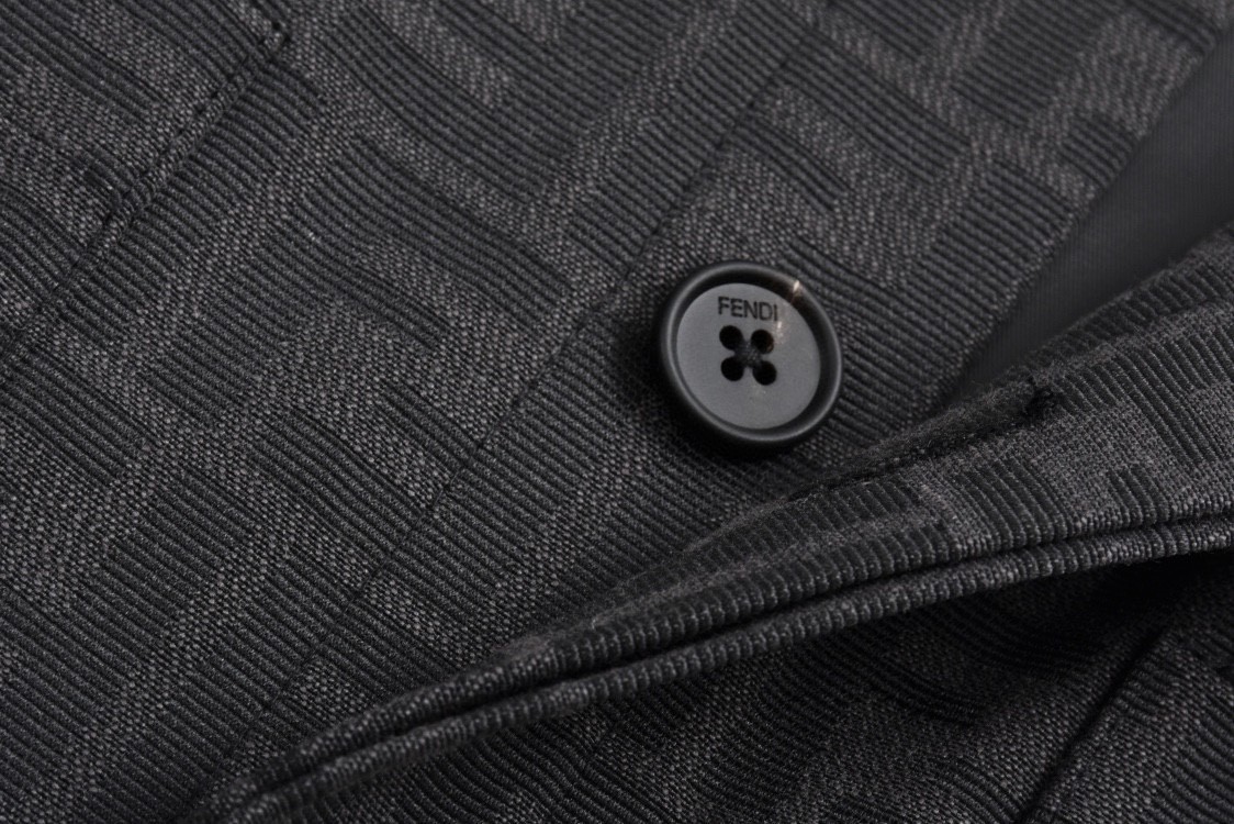 FENDI 芬迪 老花衬衫 夹克 外套 长袖 秋冬 黑色