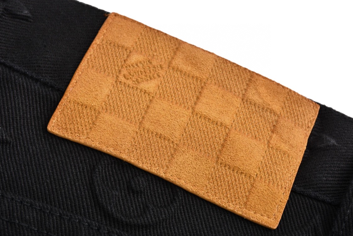 LOUIS VUITTON 路易威登 浮雕字母压花牛仔裤 裤子 长裤 男款 黑色 