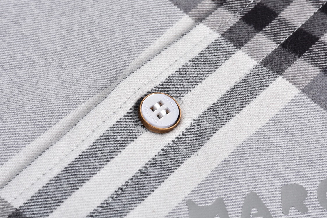 LOUIS VUITTON 路易威登 格纹法兰绒衬衫 长袖 外套 秋冬款 灰色 1AFXSY