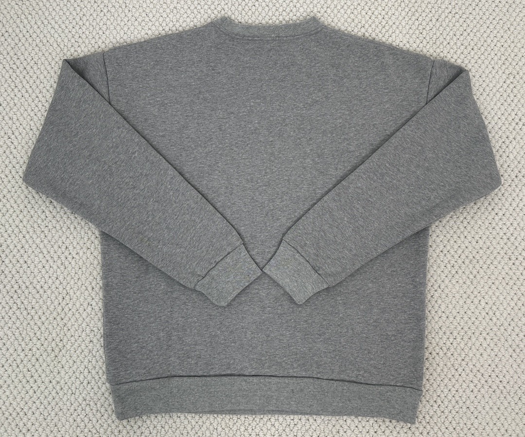 DIOR 迪奥 纯色刺绣字母Logo卫衣 圆领 长袖 灰色