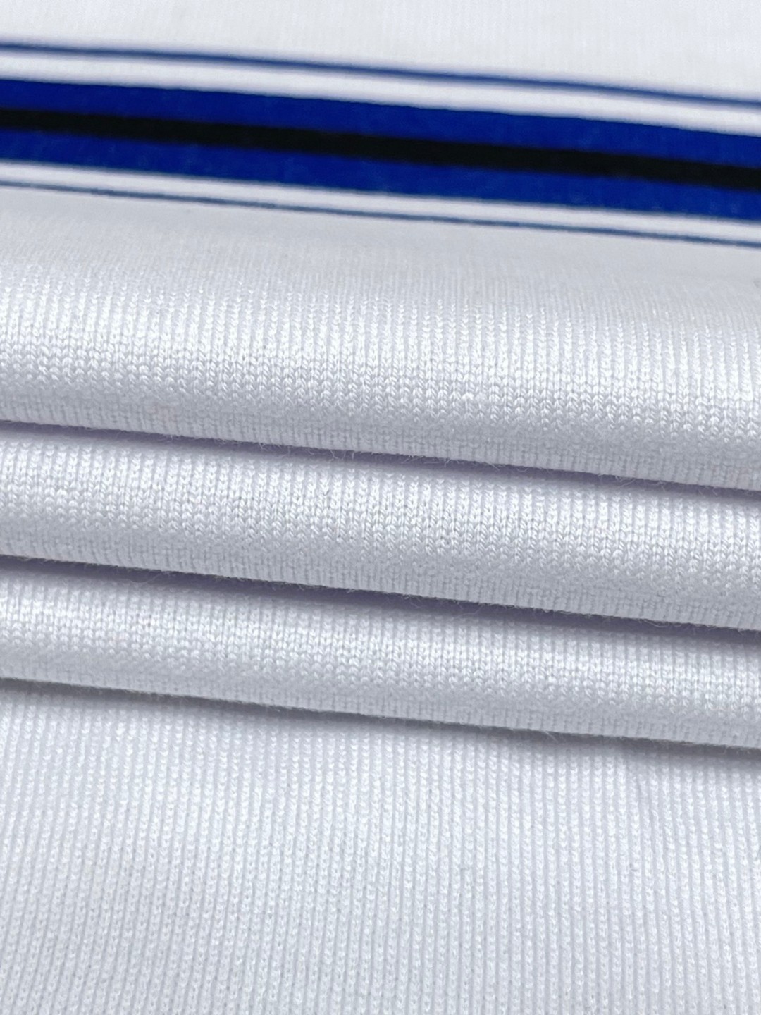 Burberry 巴宝莉 条纹装饰刺绣战马图案短袖 T恤 圆领 短款 夏季 黑色 白色 80910261