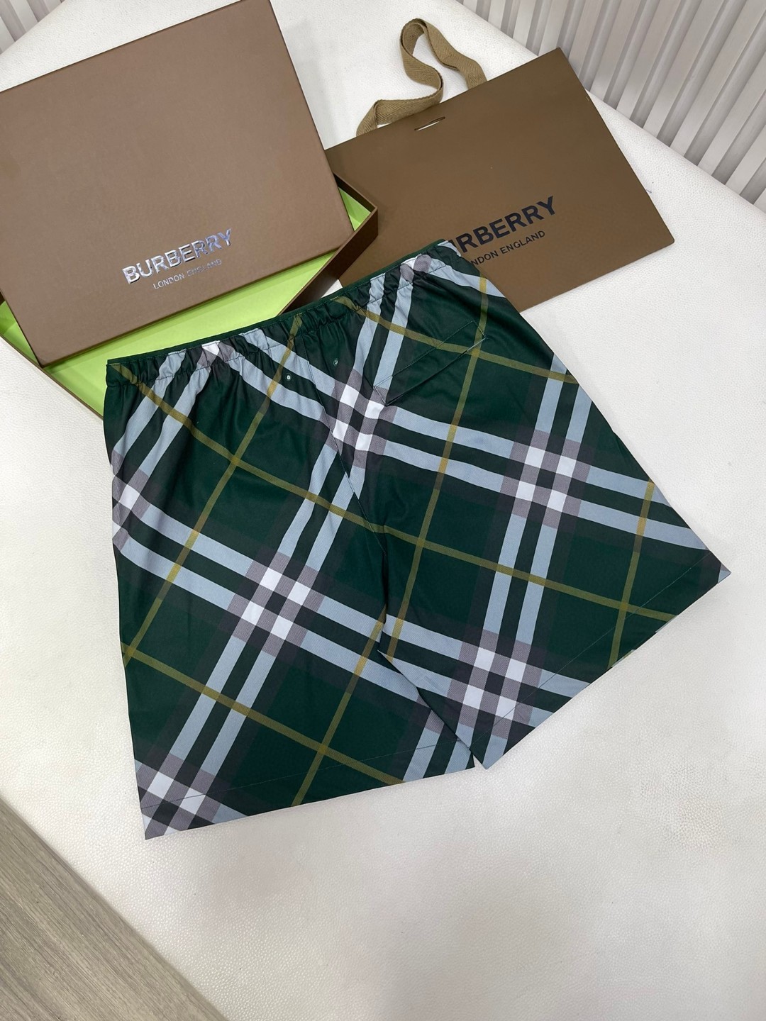 Burberry 巴宝莉 格纹松紧腰短裤 休闲裤 裤子 蓝色 绿色 米色