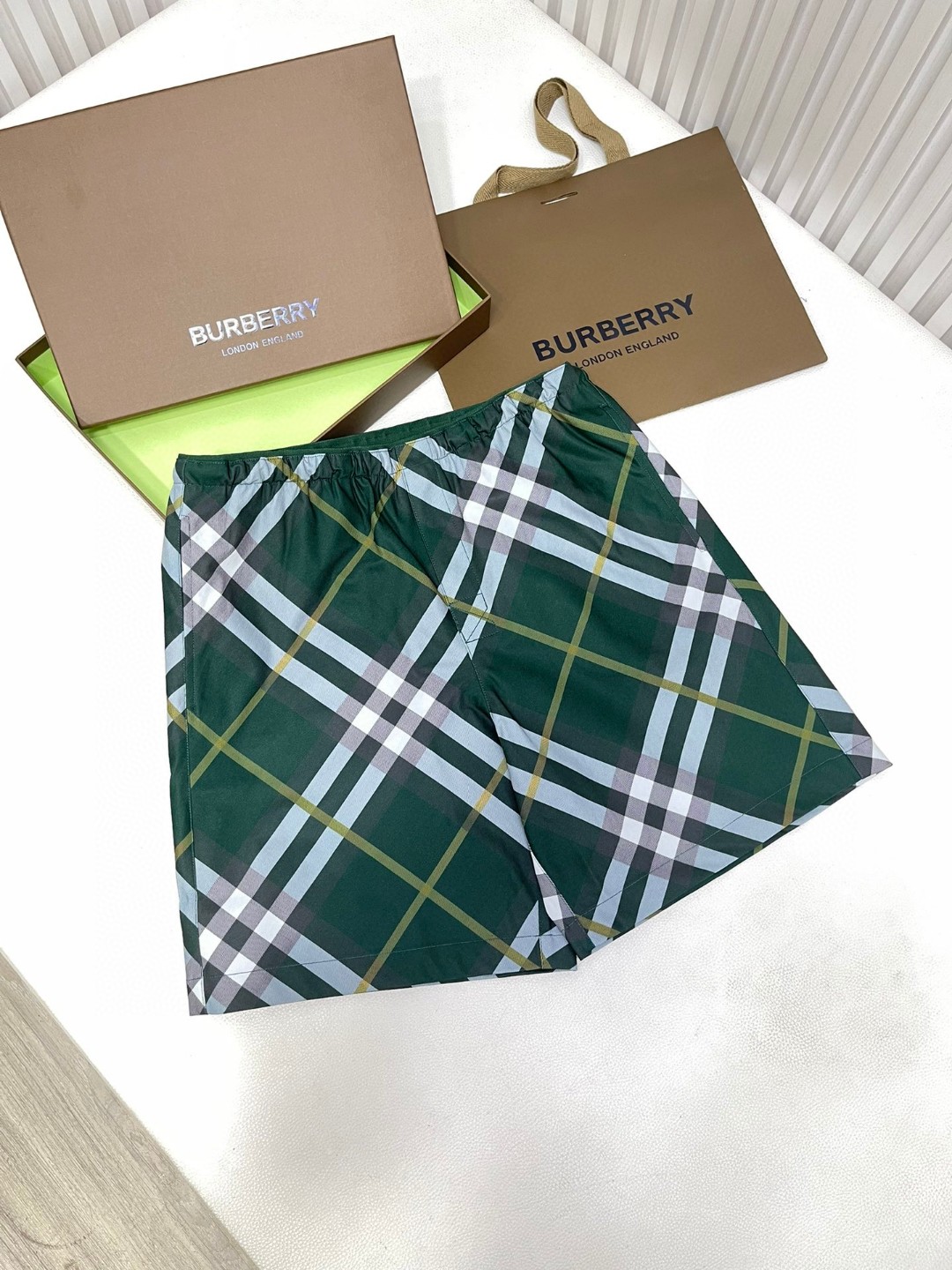 Burberry 巴宝莉 格纹松紧腰短裤 休闲裤 裤子 蓝色 绿色 米色