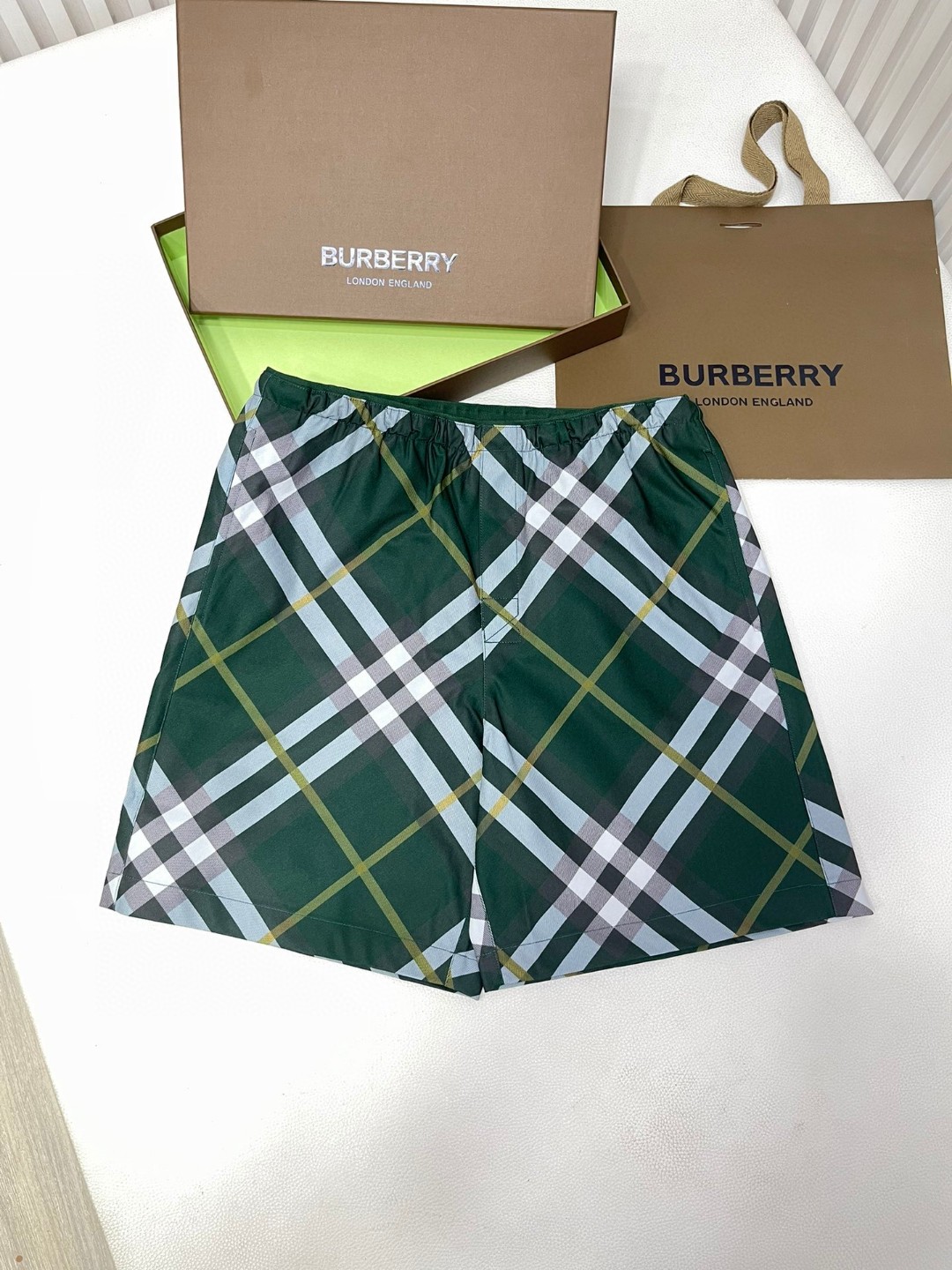 Burberry 巴宝莉 格纹松紧腰短裤 休闲裤 裤子 蓝色 绿色 米色