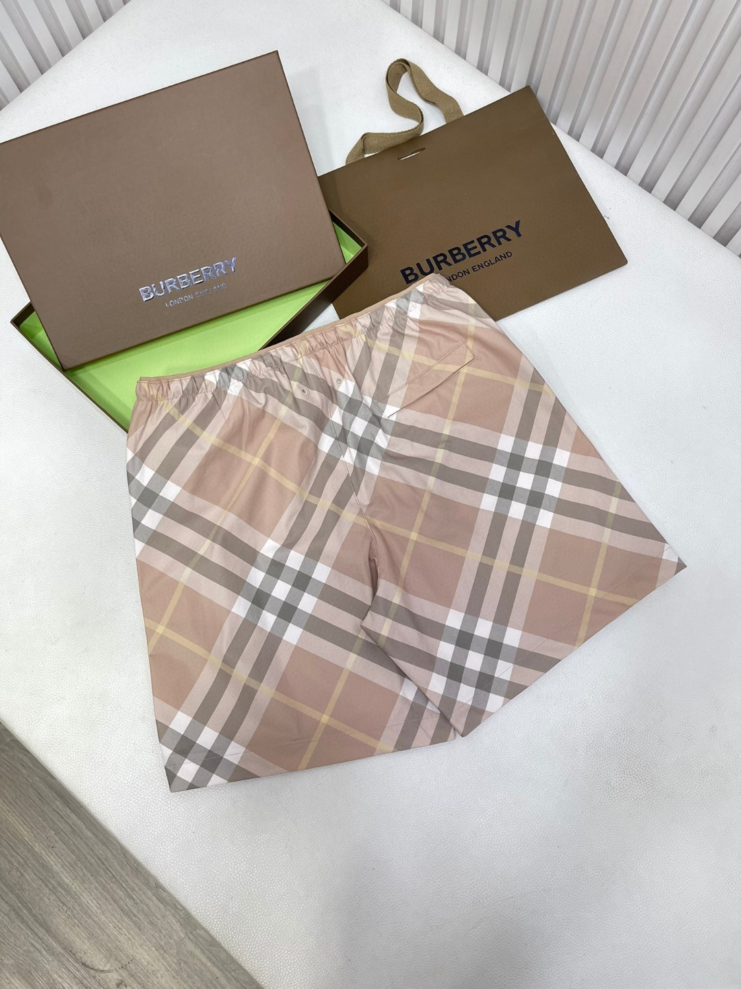 Burberry 巴宝莉 格纹松紧腰短裤 休闲裤 裤子 蓝色 绿色 米色