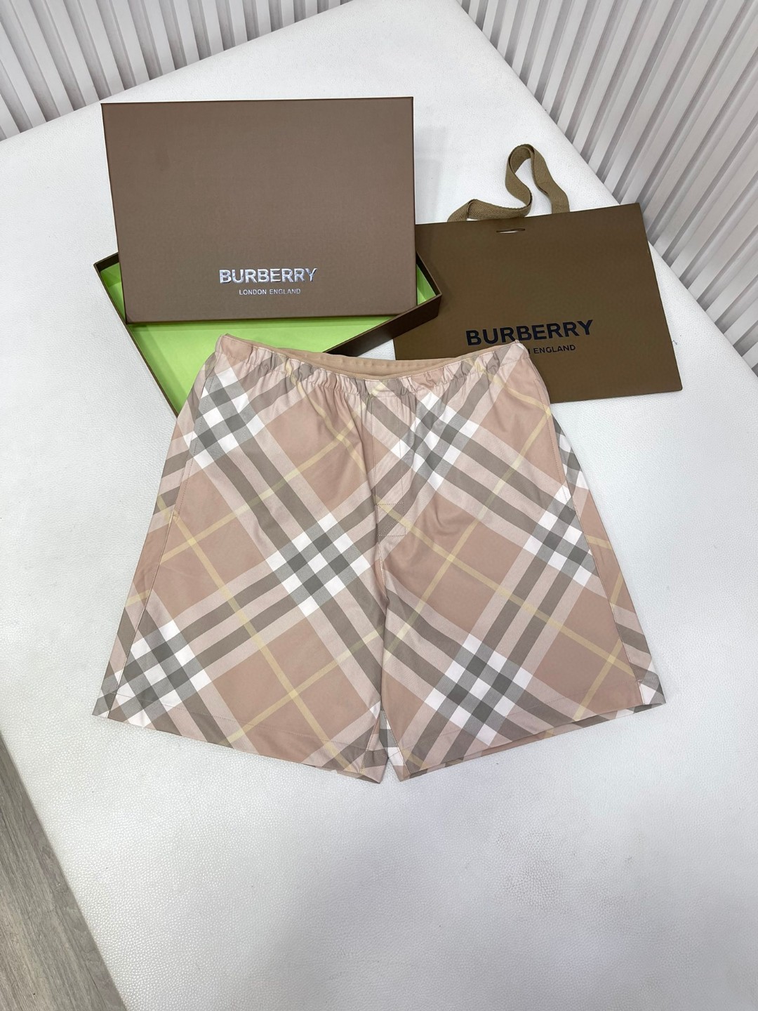 Burberry 巴宝莉 格纹松紧腰短裤 休闲裤 裤子 蓝色 绿色 米色