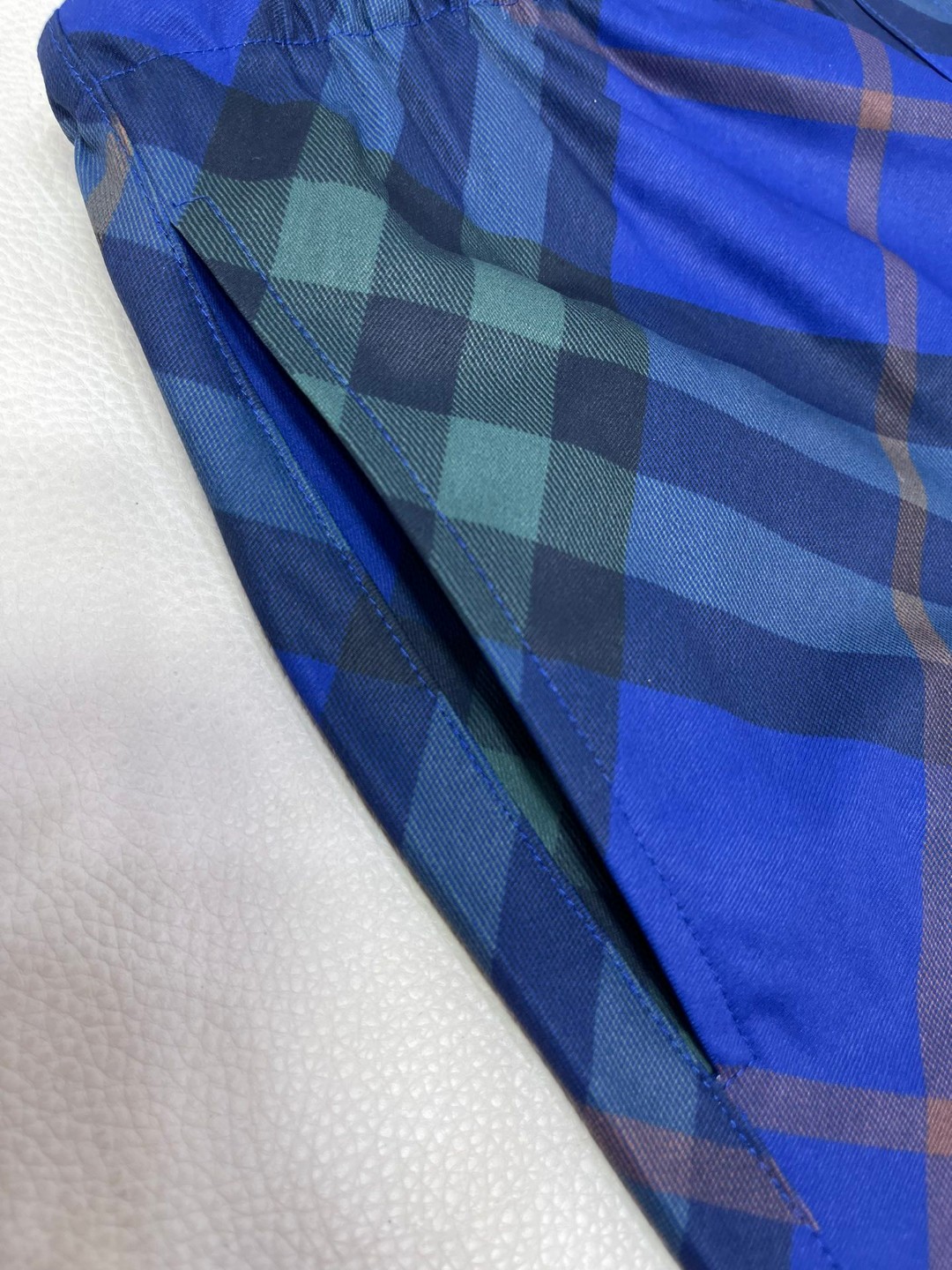 Burberry 巴宝莉 格纹松紧腰短裤 休闲裤 裤子 蓝色 绿色 米色