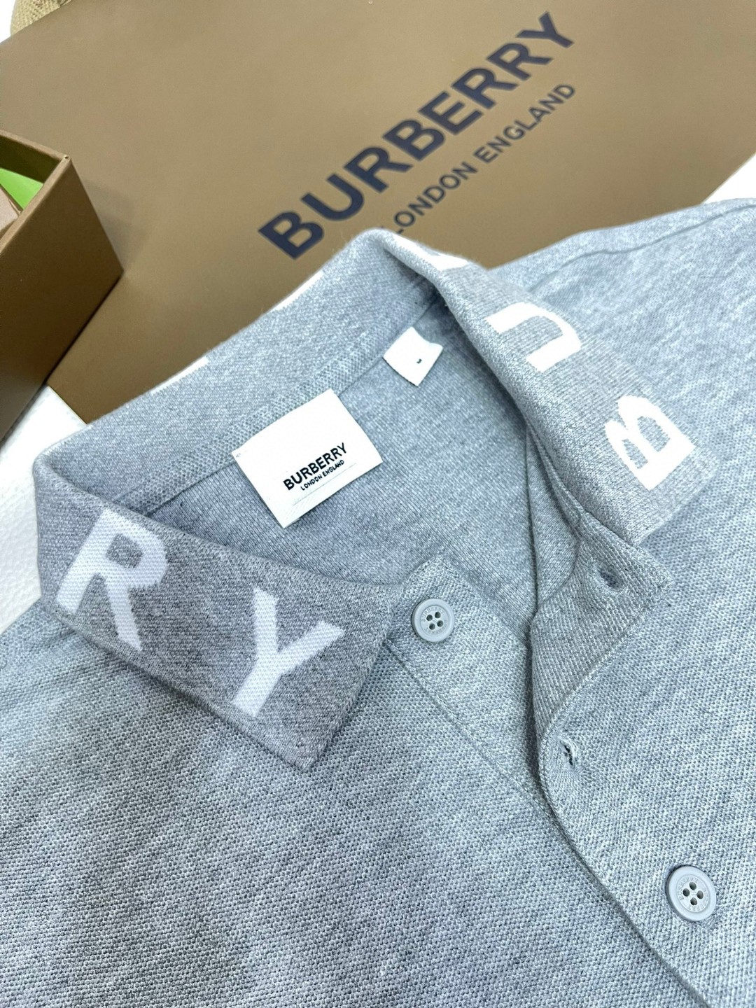 Burberry 巴宝莉 纯色logo字母领Polo衫 短袖 T恤 圆领 短款 夏季 黑色 白色 80675361 80135011