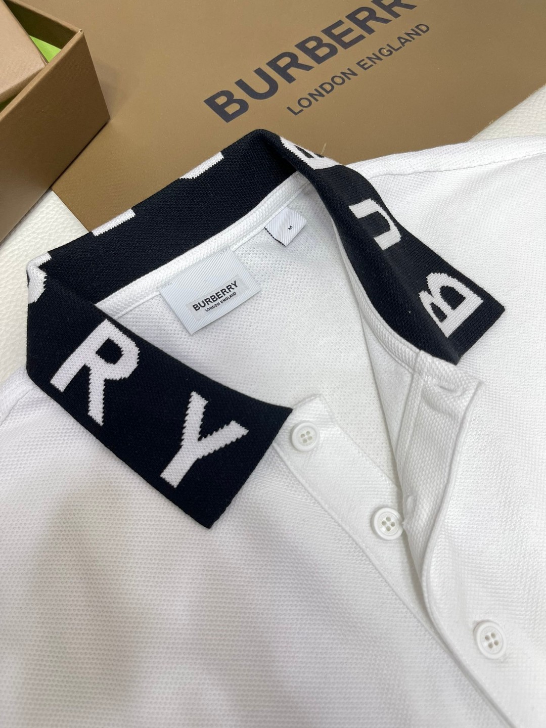 Burberry 巴宝莉 纯色logo字母领Polo衫 短袖 T恤 圆领 短款 夏季 黑色 白色 80675361 80135011