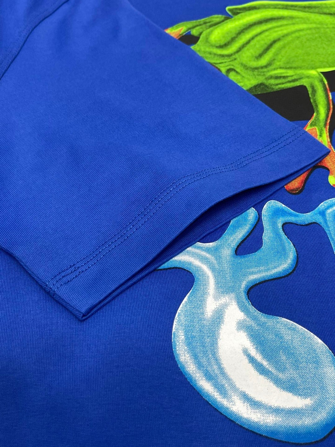 Burberry 巴宝莉 青蛙图案印花短袖 T恤 圆领 短款 夏季 白色 蓝色 72747678