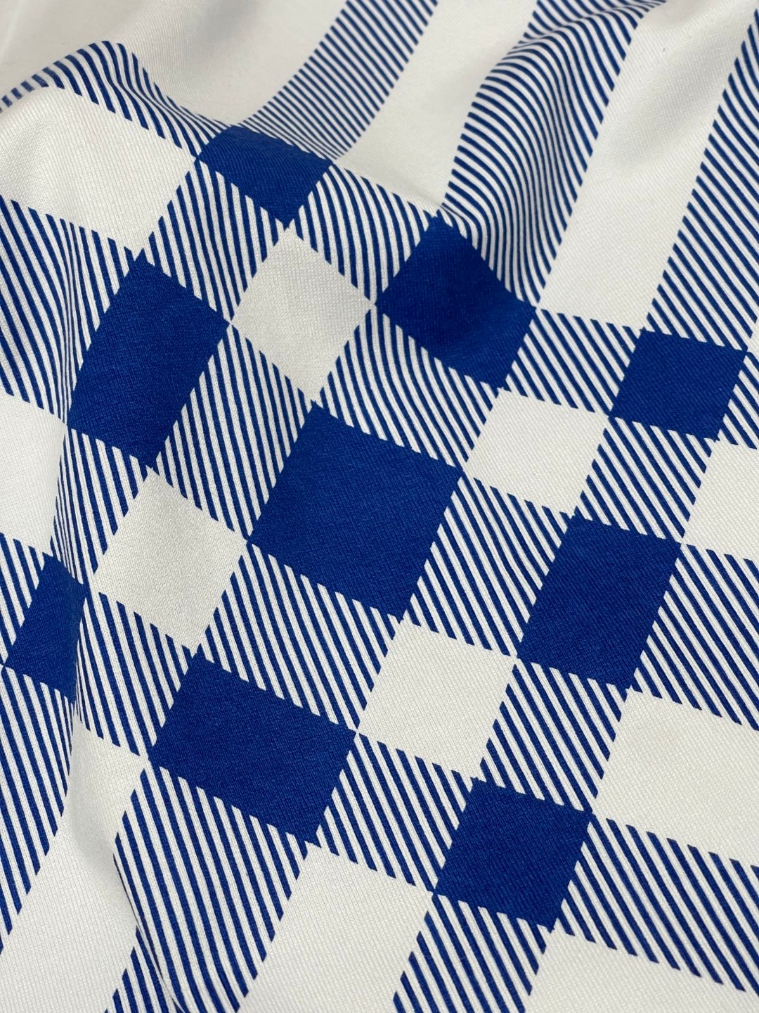 Burberry 巴宝莉 格纹短袖 T恤 圆领 短款 夏季 蓝色 红色