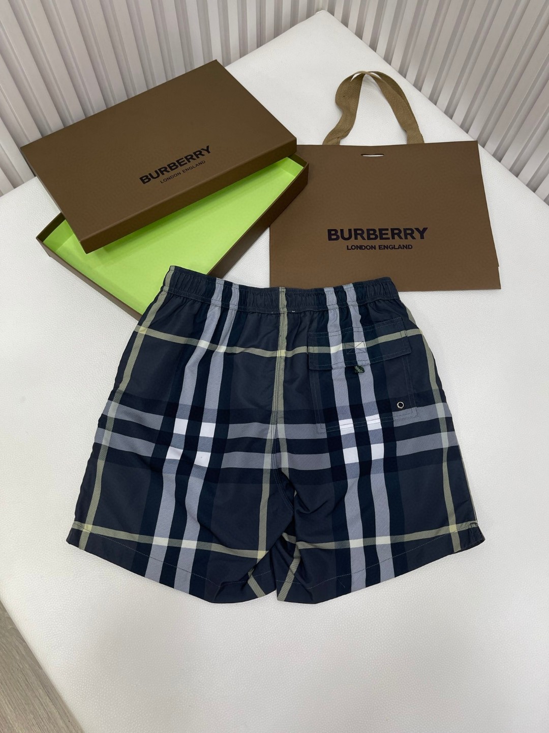 Burberry 巴宝莉 格纹抽绳游泳裤 短裤 裤子 灰色 80991651