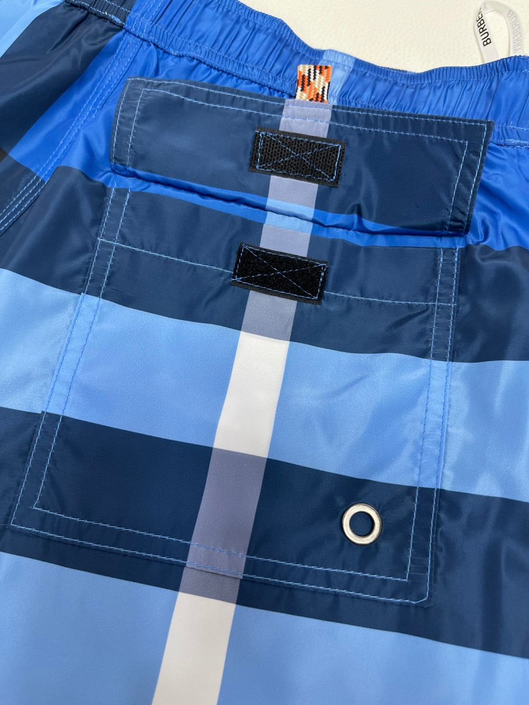 Burberry 巴宝莉 格纹抽绳游泳裤 短裤 裤子 蓝色 80991651