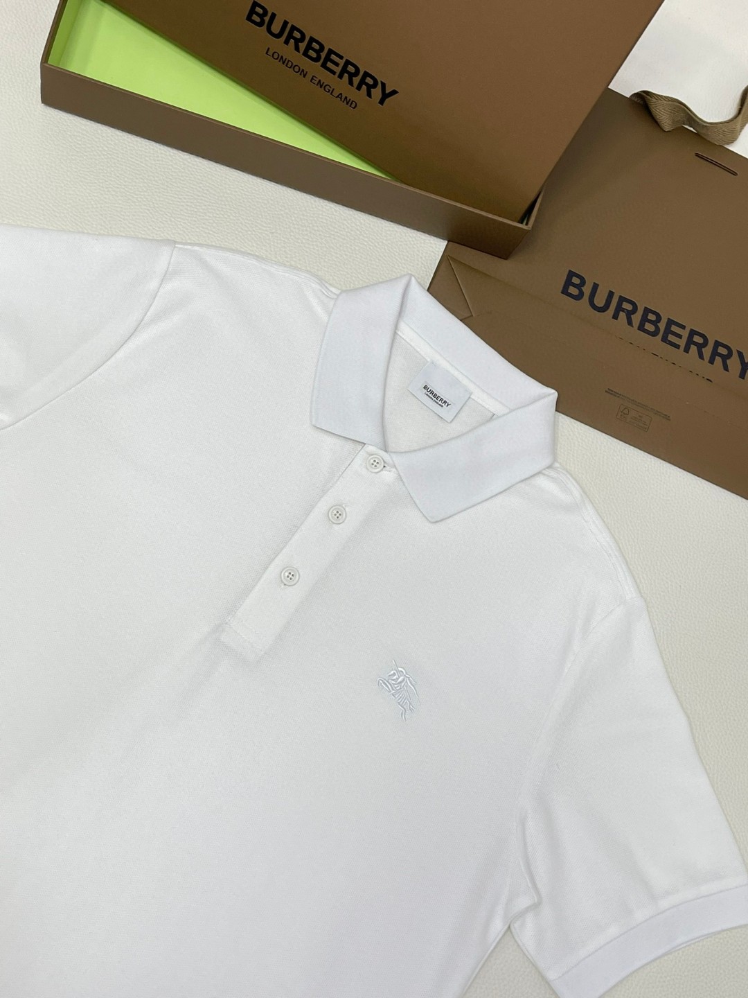 Burberry 巴宝莉 纯色刺绣战马图案Polo衫 短袖 T恤 圆领 短款 夏季 黑色 白色 酒红色 80991651