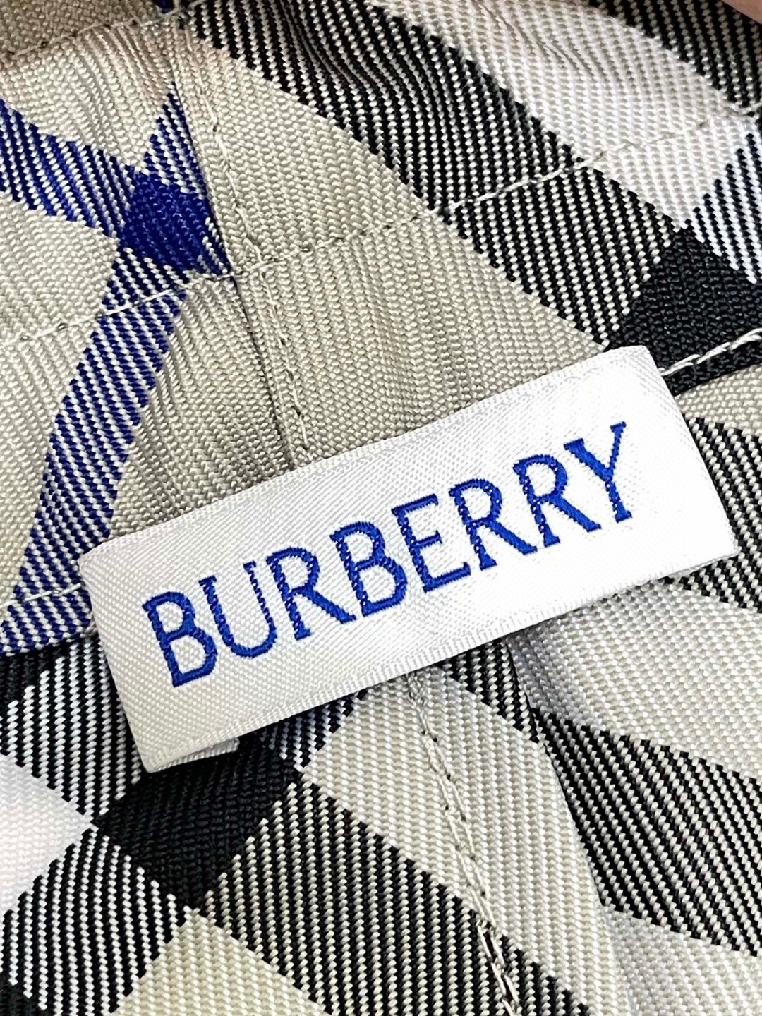 Burberry 巴宝莉 格纹拉链口袋刺绣战马图案松紧腰短裤 裤子 休闲裤 灰色 米色 
