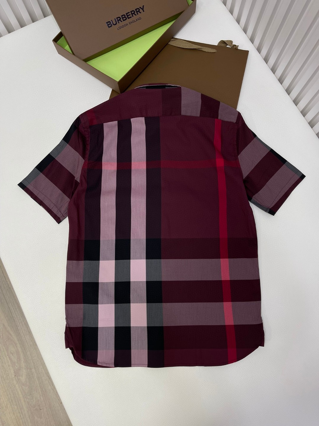 Burberry 巴宝莉 格纹翻领单排扣衬衫 短袖 夏季 蓝色 黑色 绿色 80876371