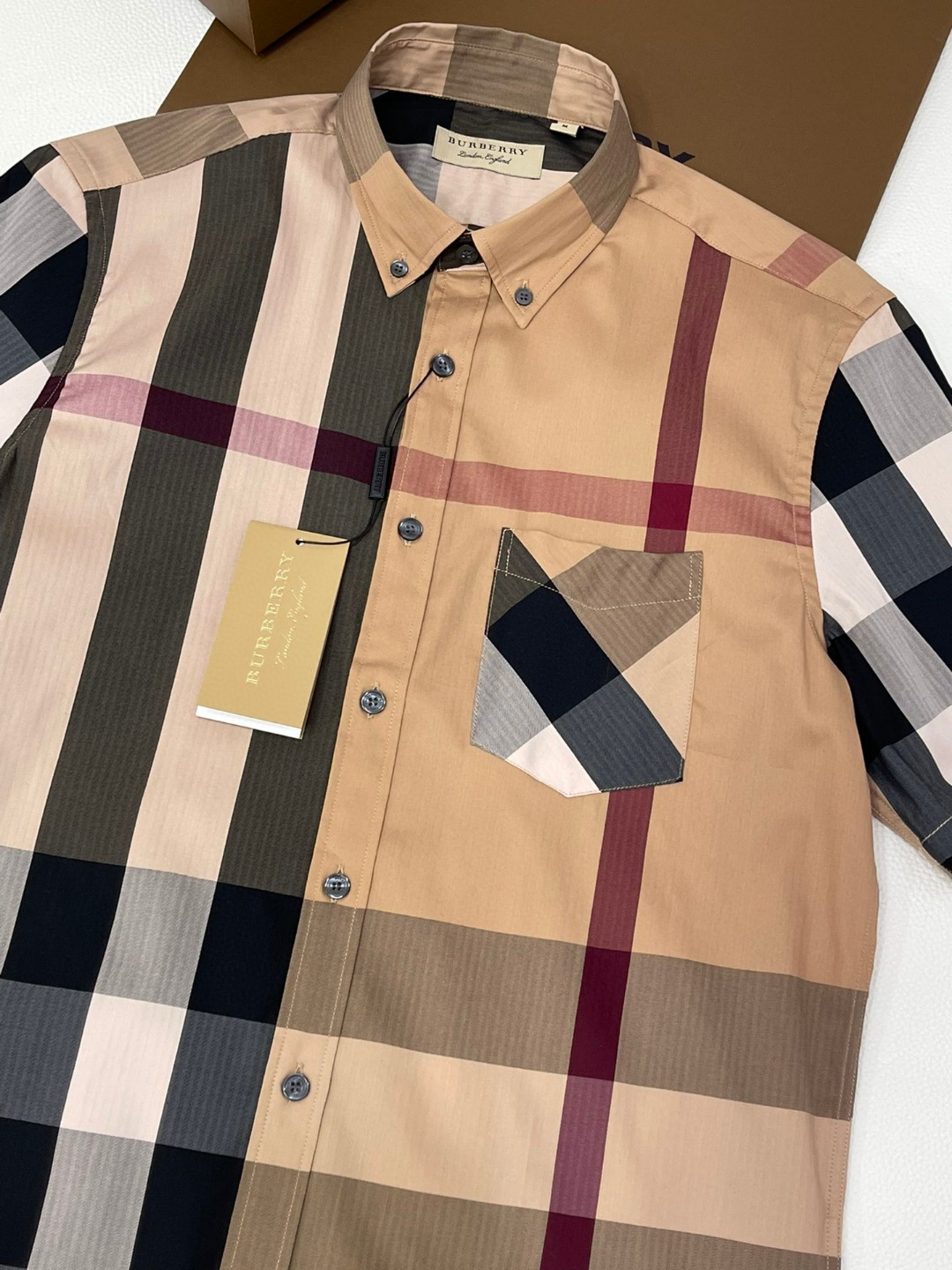 Burberry 巴宝莉 格纹翻领单排扣衬衫 短袖 夏季 蓝色 黑色 绿色 80876371