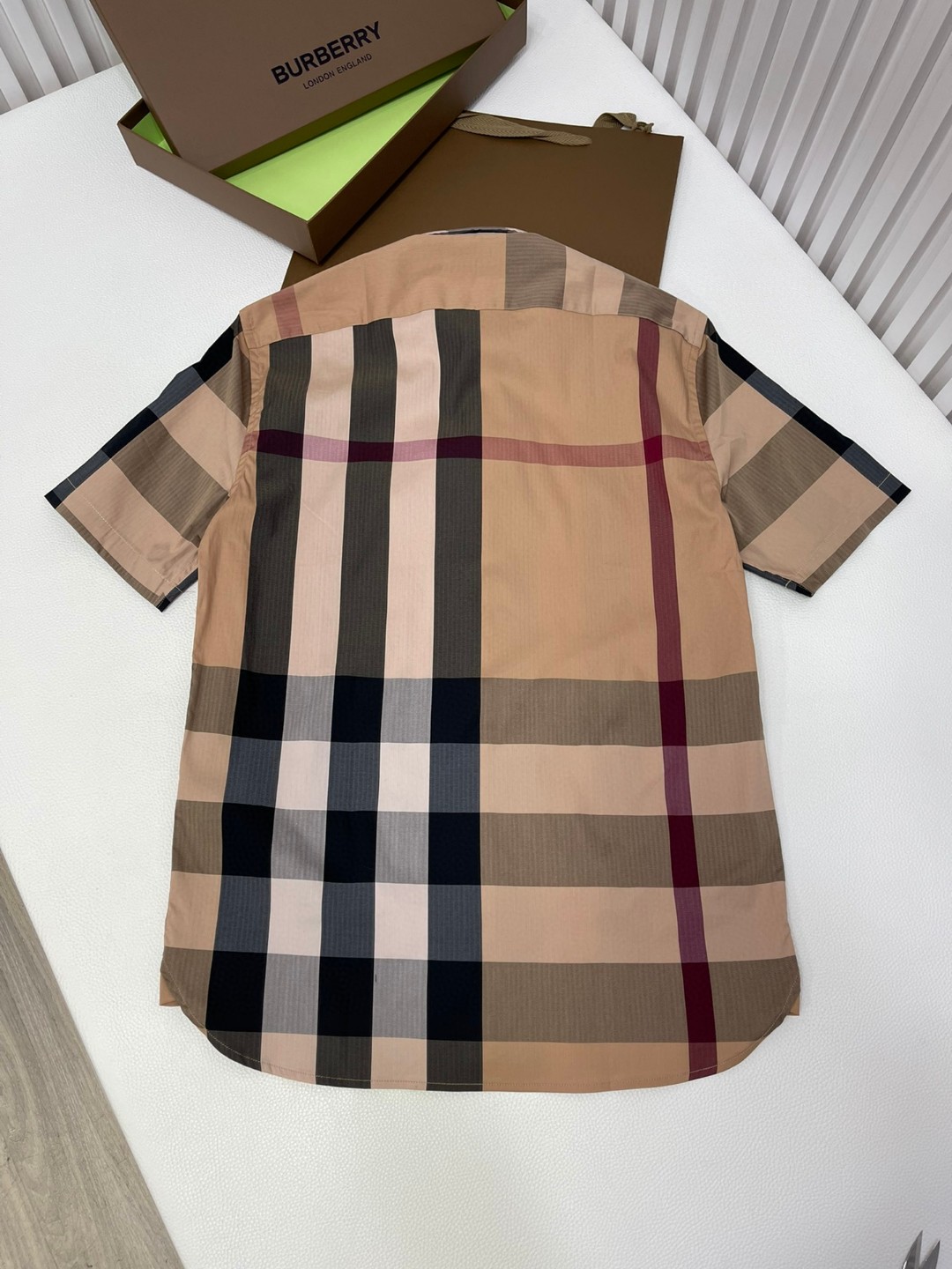 Burberry 巴宝莉 格纹翻领单排扣衬衫 短袖 夏季 蓝色 黑色 绿色 80876371