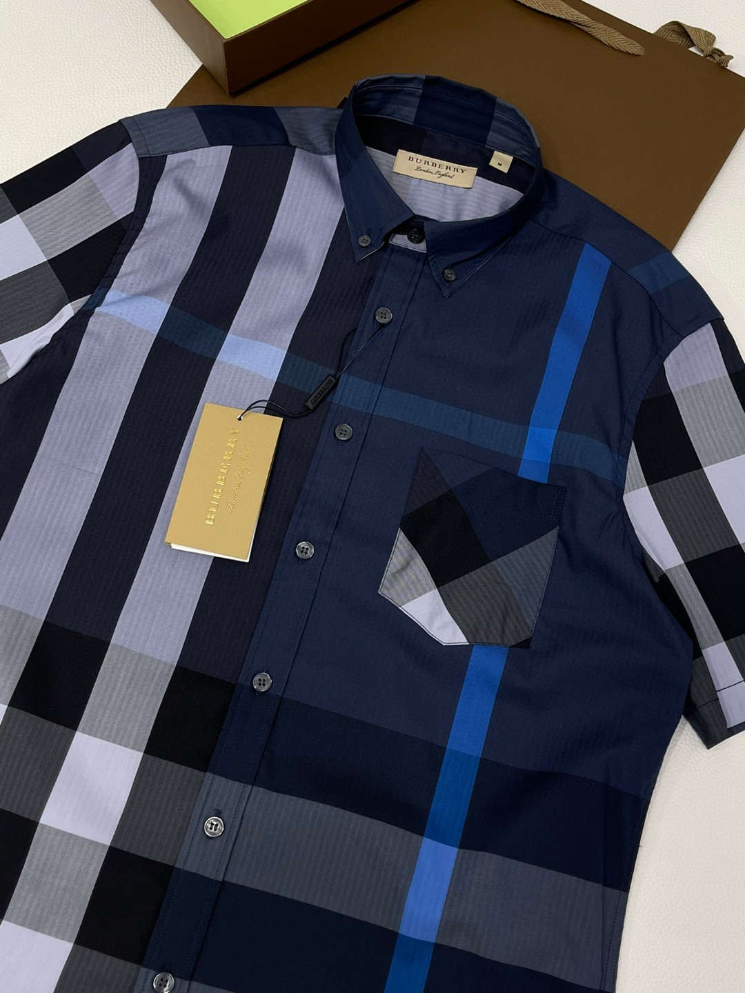 Burberry 巴宝莉 格纹翻领单排扣衬衫 短袖 夏季 蓝色 黑色 绿色 80876371